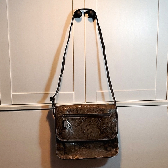 Relic (by Fossil) Shoulder Bag - Picture 2 of 11